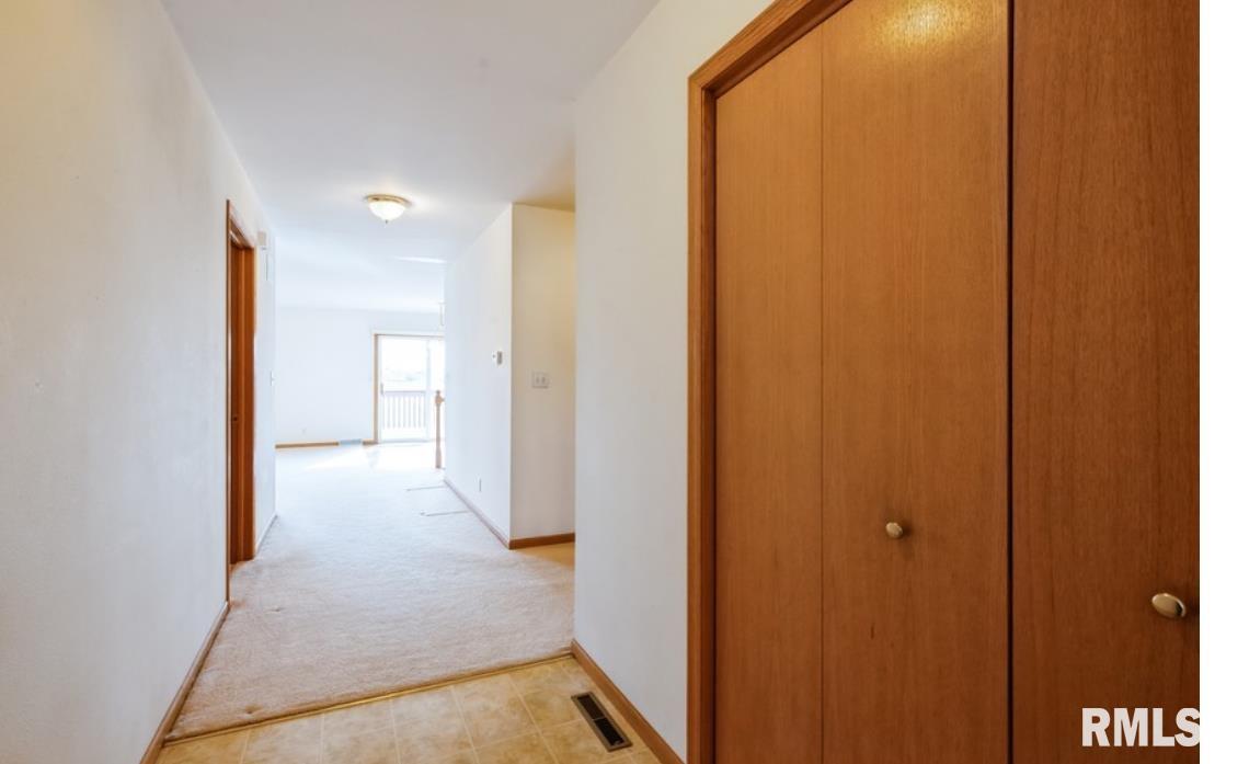 709 W Farmland Drive #B, Maquoketa, Iowa image 14