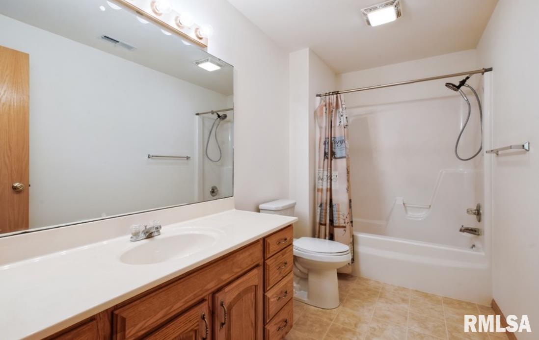 709 W Farmland Drive #B, Maquoketa, Iowa image 27