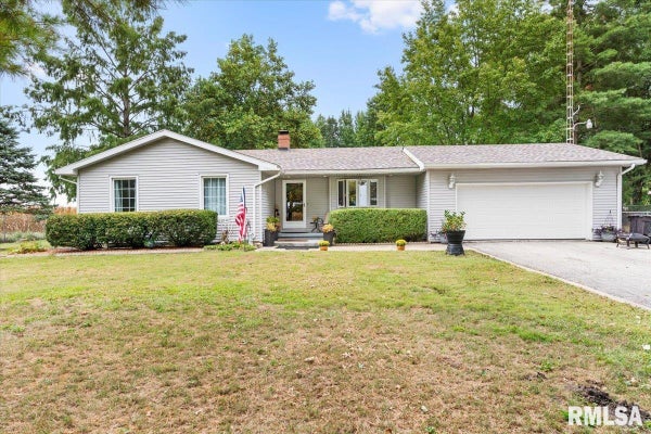 5810 MAXHEIMER RD, ROCHESTER, IL 62563 - Image c054fc04d6ab2d4d5f77a9f054d6f718/4197483399