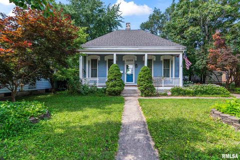 Homes For Sale - 1015 W Washington Street<br/> Springfield, IL 62702