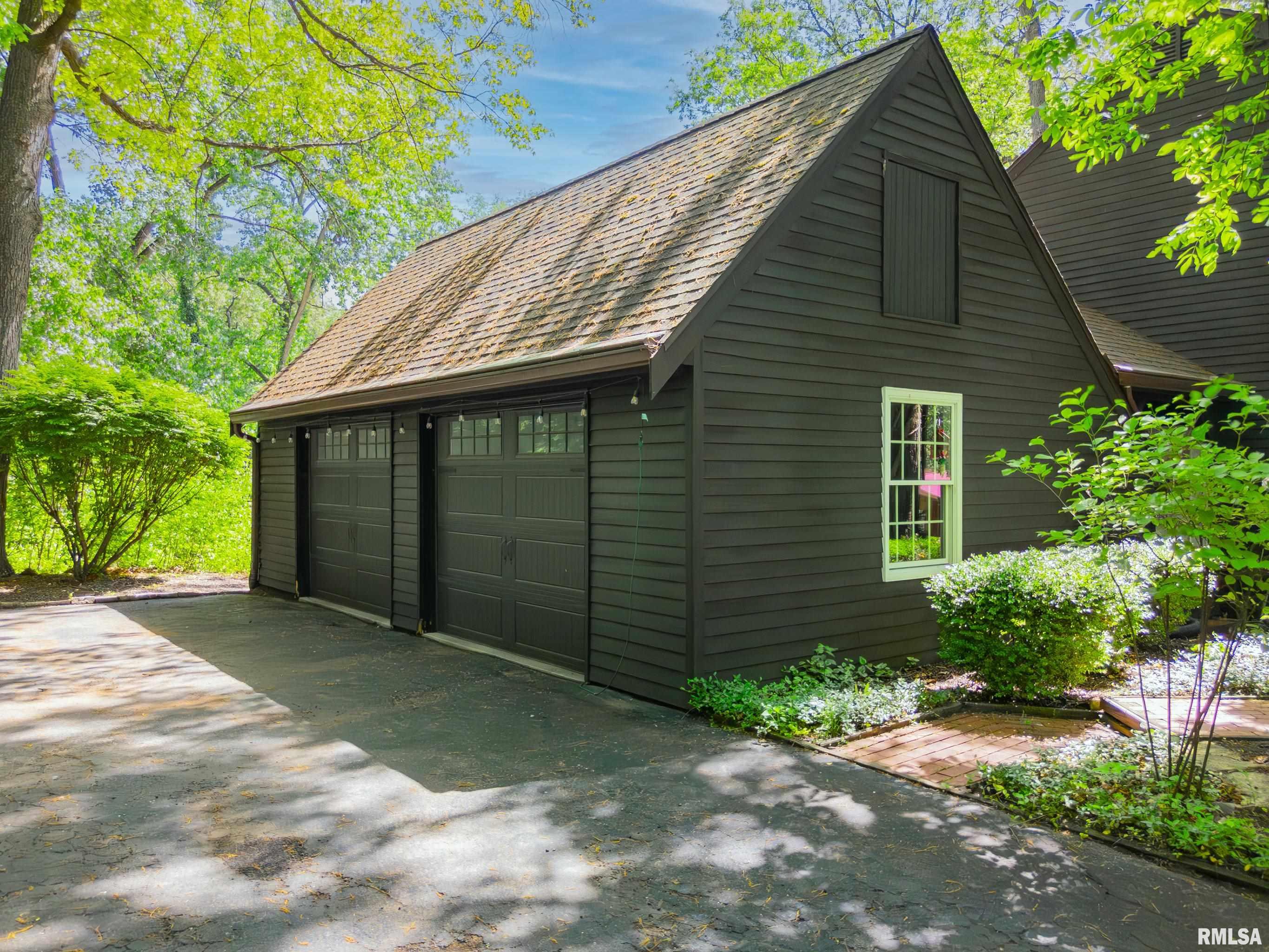 21834 Butternut Lane, Delavan, Illinois image 9