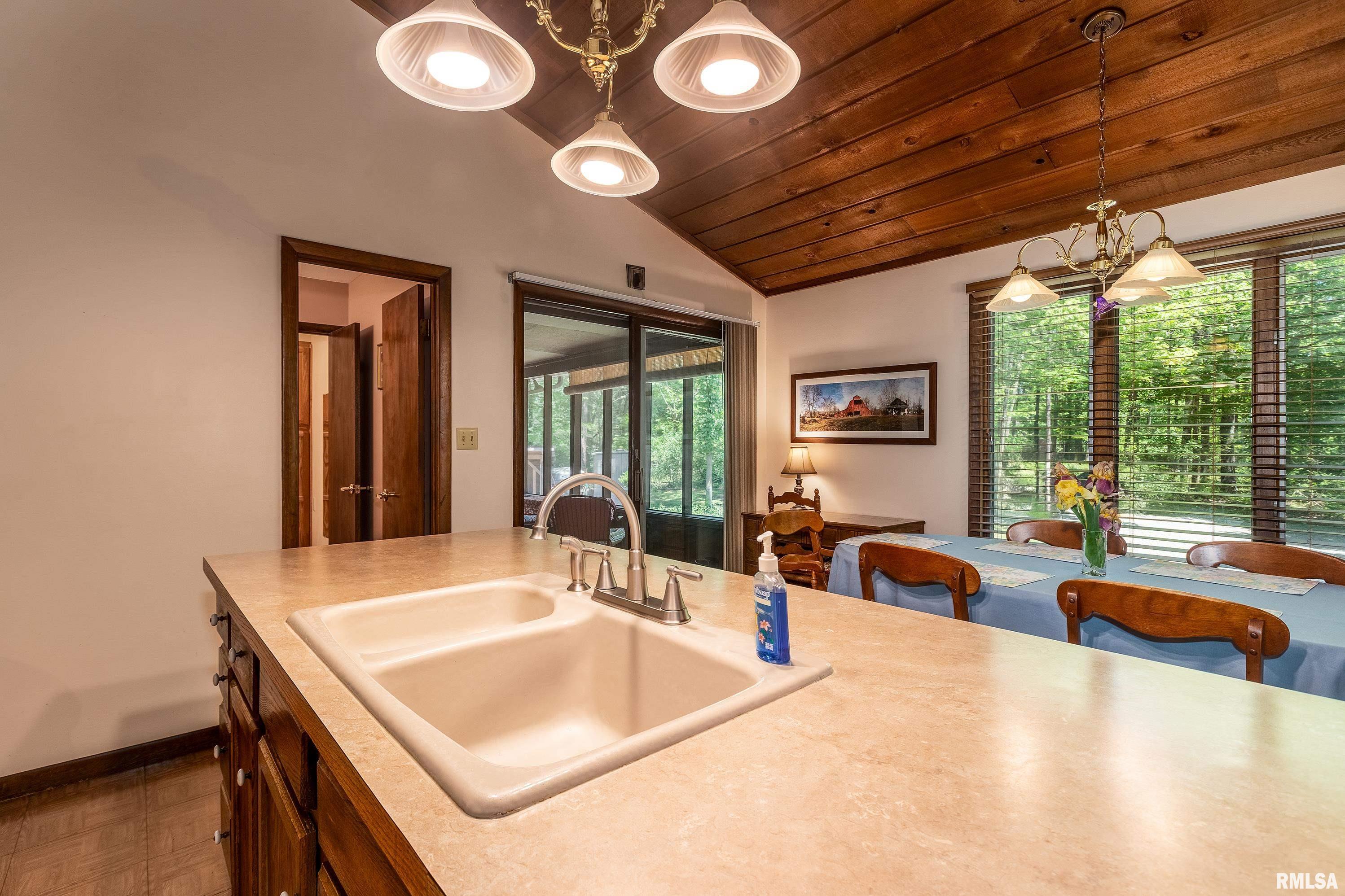3421 Country Club Road, Carbondale, Illinois image 13