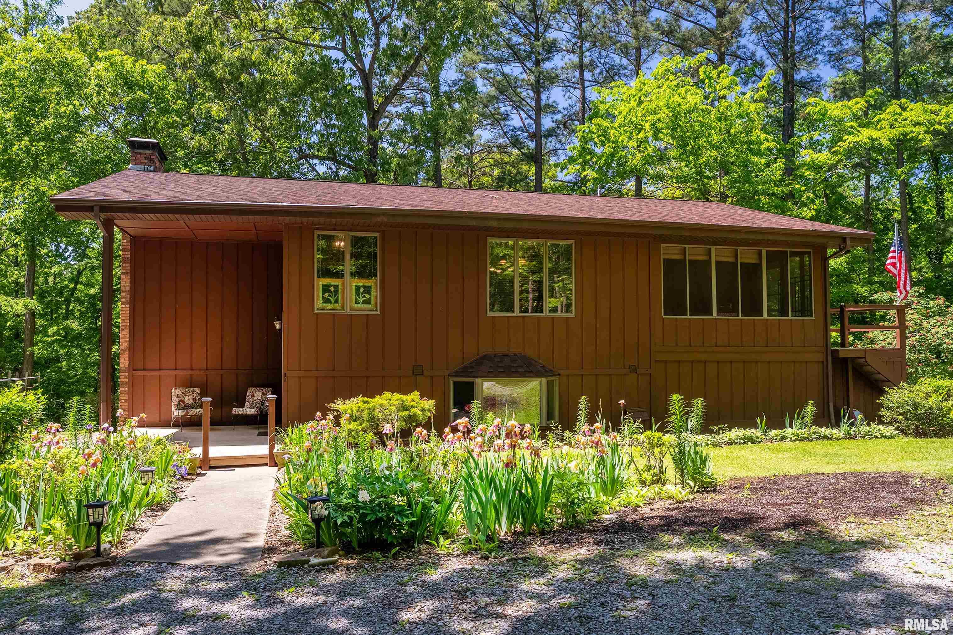 3421 Country Club Road, Carbondale, Illinois image 1