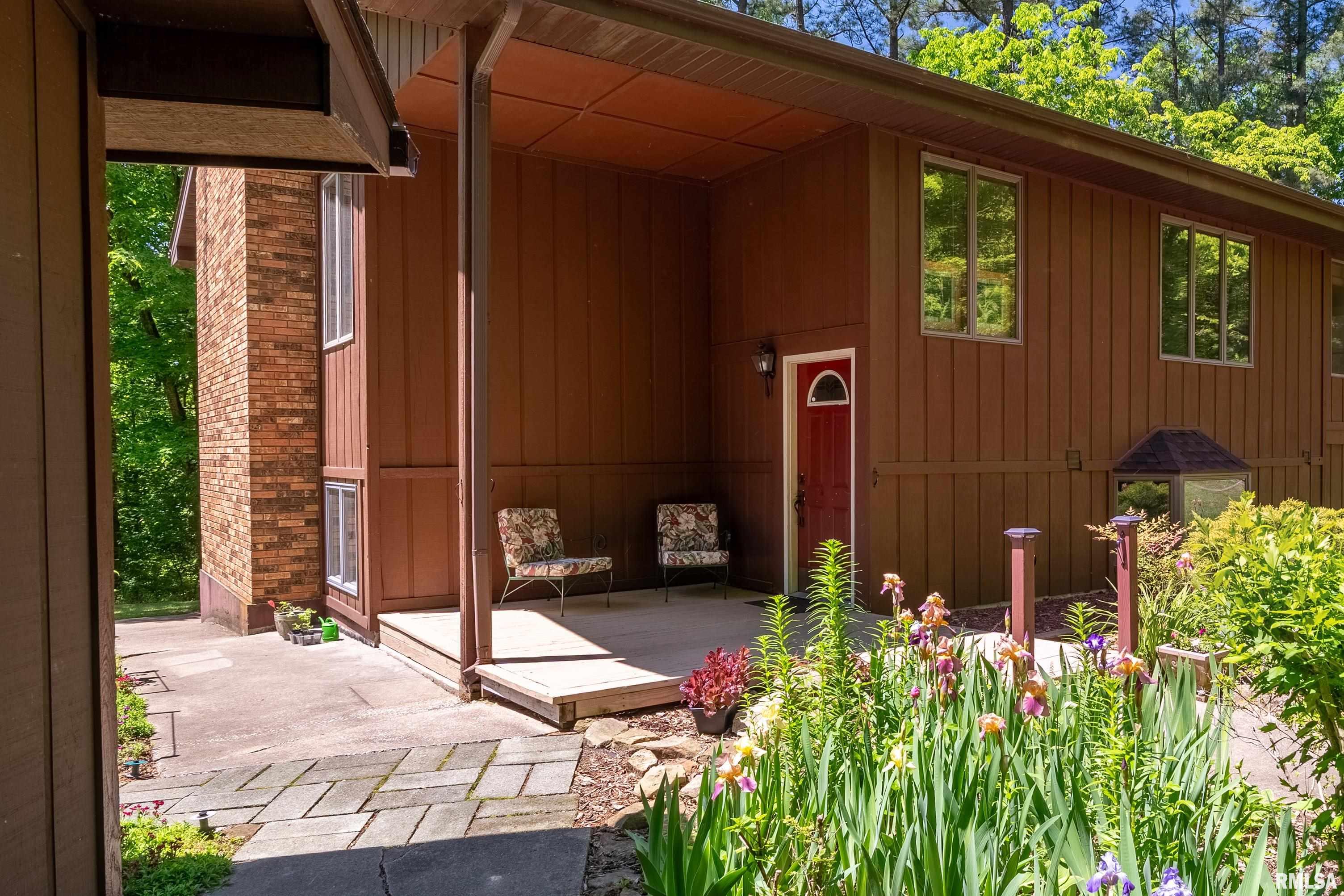 3421 Country Club Road, Carbondale, Illinois image 5