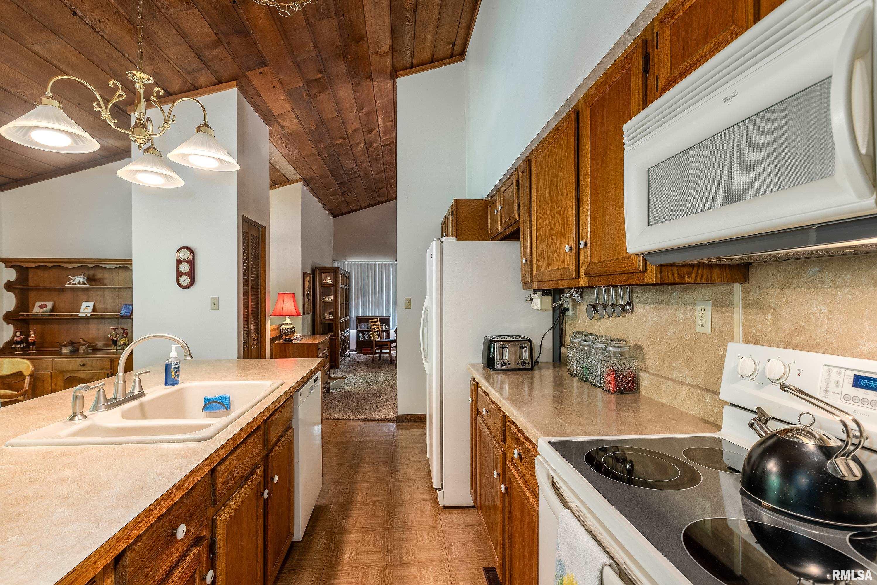 3421 Country Club Road, Carbondale, Illinois image 12