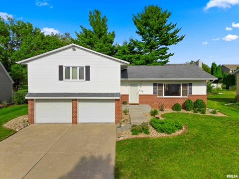 Homes For Sale - 420 N Ohio Avenue<br/> Morton, IL 61550