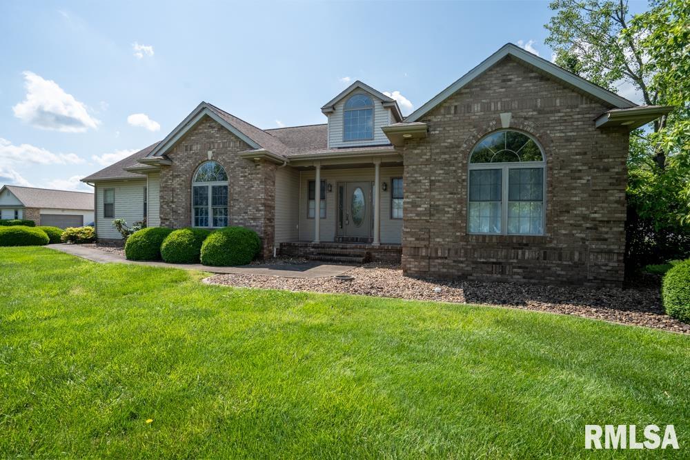 1304 Prestwicke Drive, Herrin, Illinois image 3