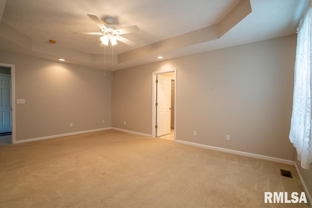 1304 Prestwicke Drive, Herrin, Illinois image 24