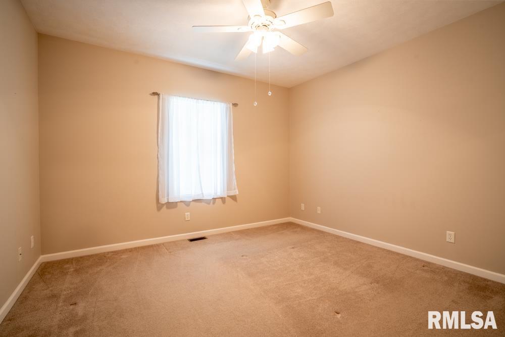 1304 Prestwicke Drive, Herrin, Illinois image 20