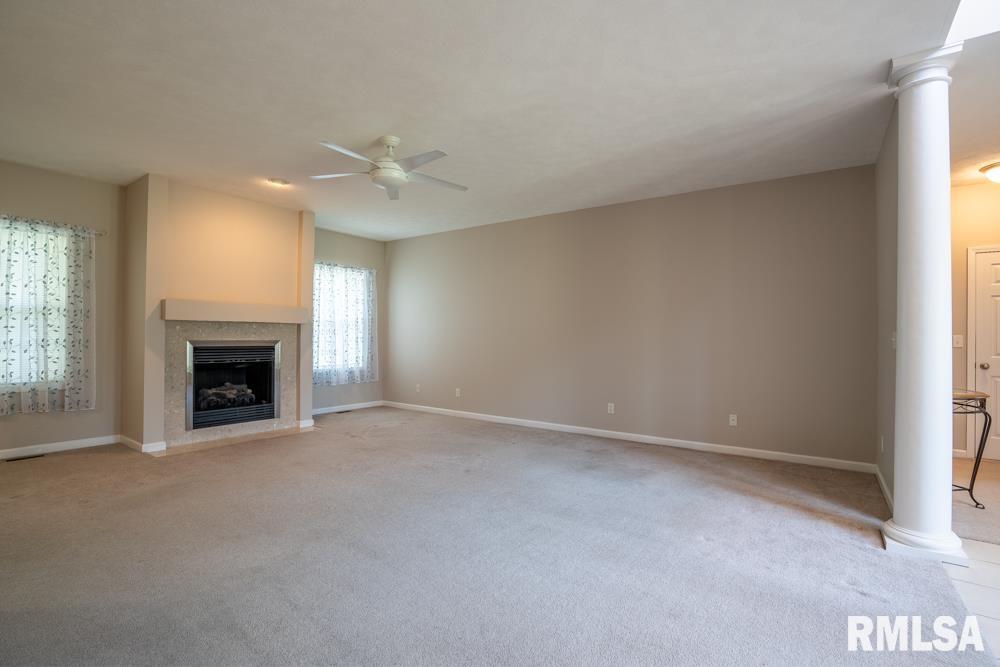 1304 Prestwicke Drive, Herrin, Illinois image 7