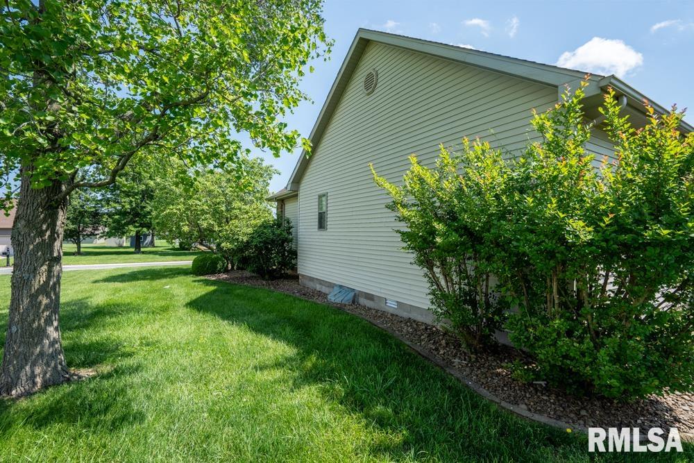 1304 Prestwicke Drive, Herrin, Illinois image 32