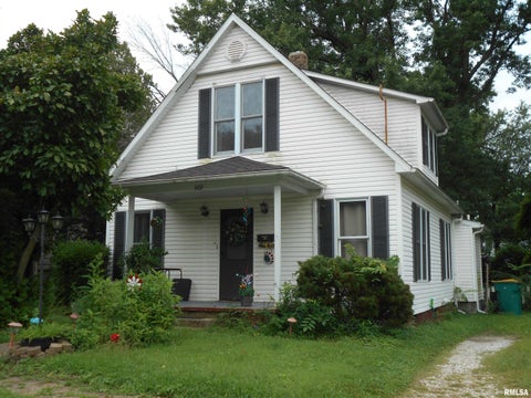 Homes For Sale - 309 E Franklin Street<br/> Macomb, IL 61455