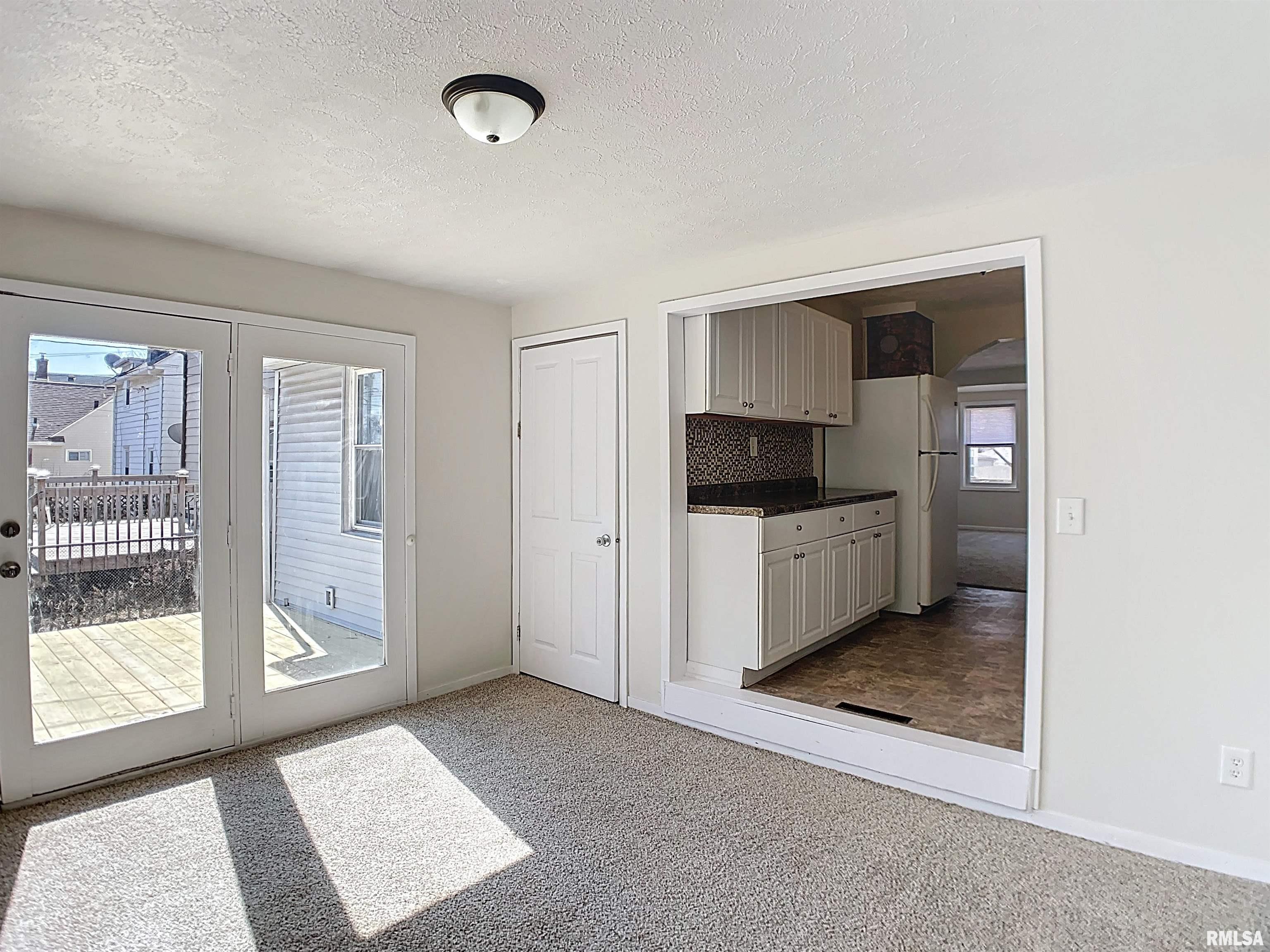 109 S Elmwood Avenue, Davenport, Iowa image 27