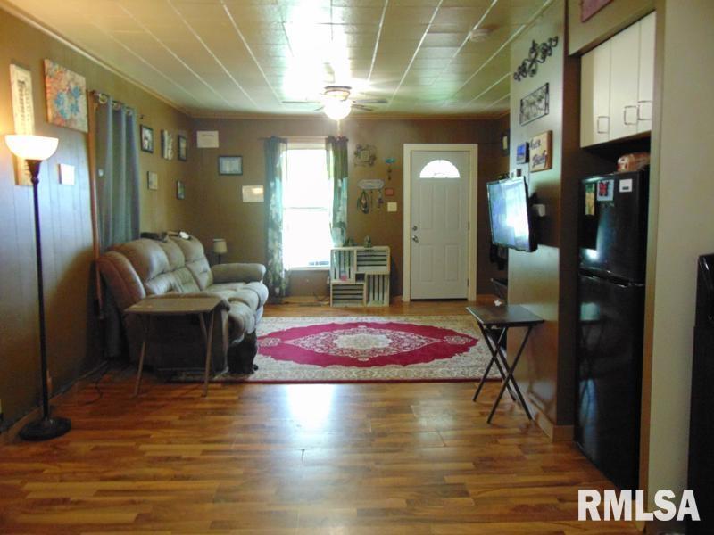 204 E Hocking Valley Avenue, Pittsburg, Illinois image 3
