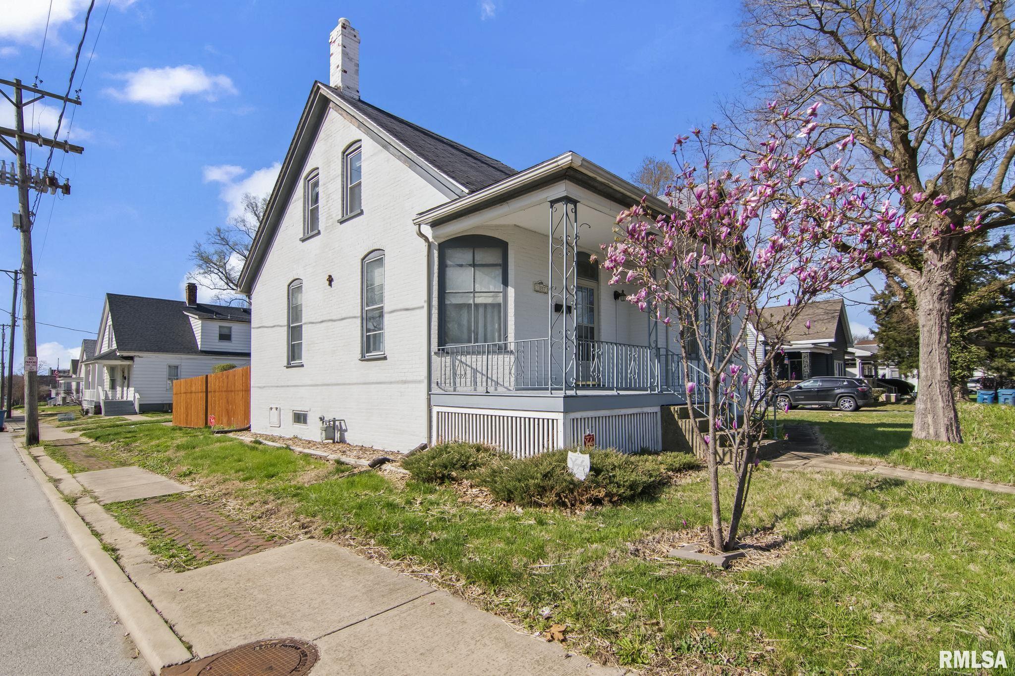 1057 N Rutledge Street, Springfield, Illinois image 2