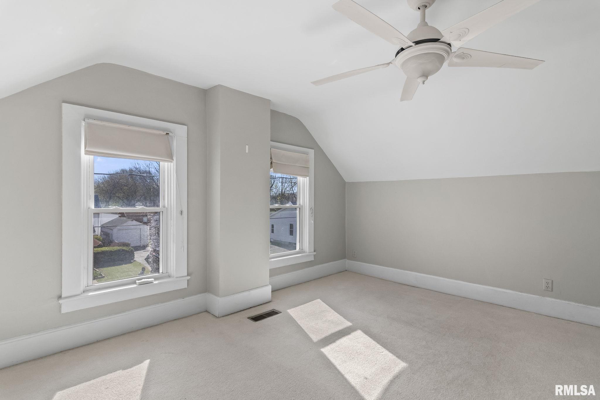 1057 N Rutledge Street, Springfield, Illinois image 25