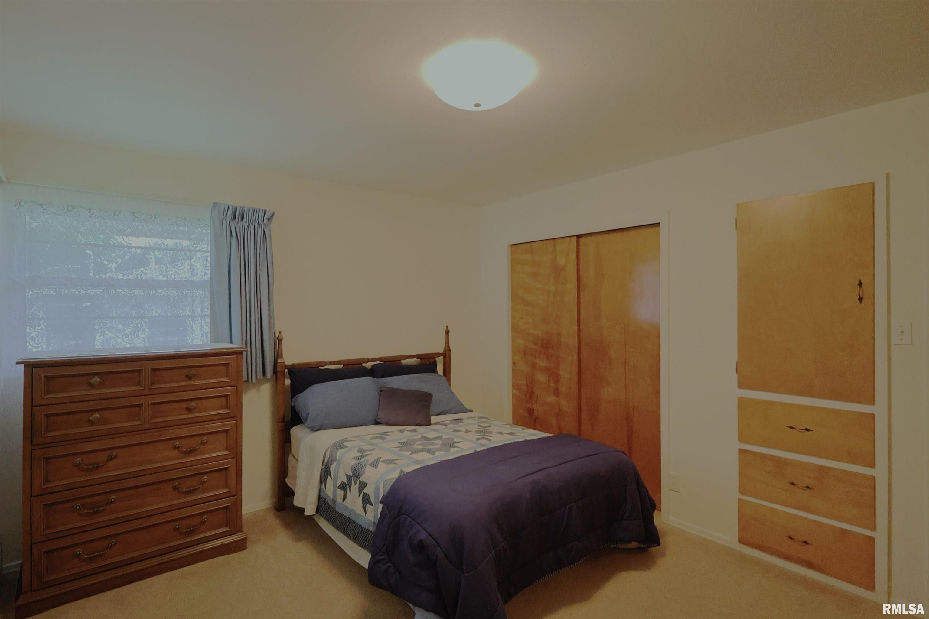 914 Meadow Lane, Salem, Illinois image 15
