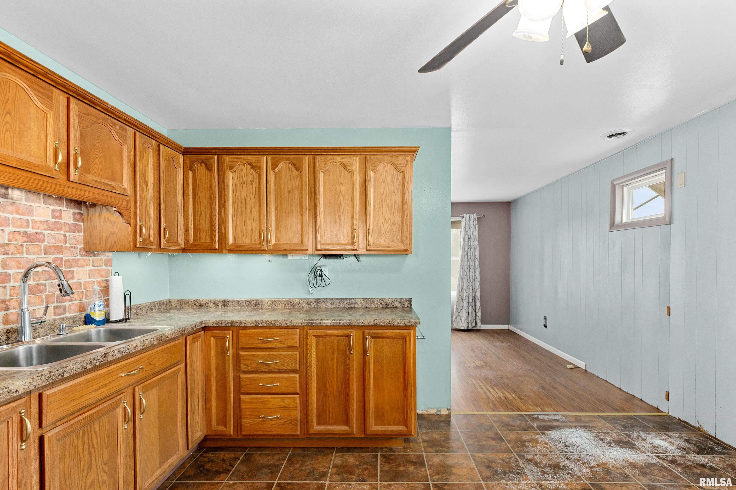 25 Santa Anita Drive, Bartonville, Illinois image 9
