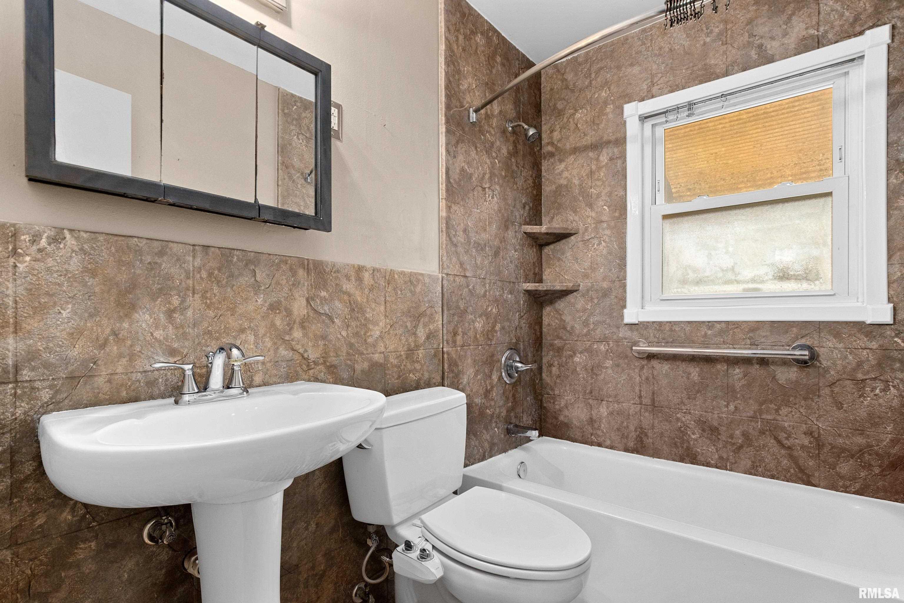 25 Santa Anita Drive, Bartonville, Illinois image 14
