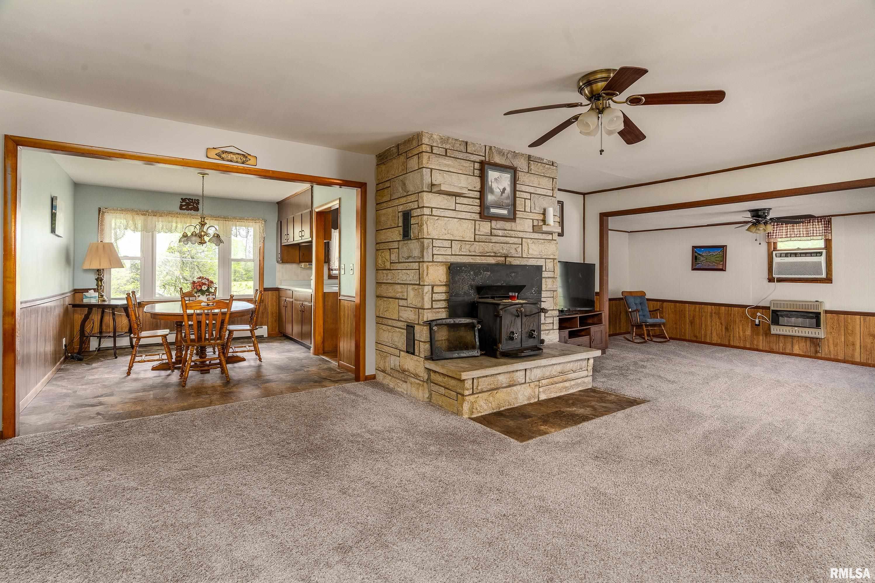 5035 Reevesville Road, Grantsburg, Illinois image 6