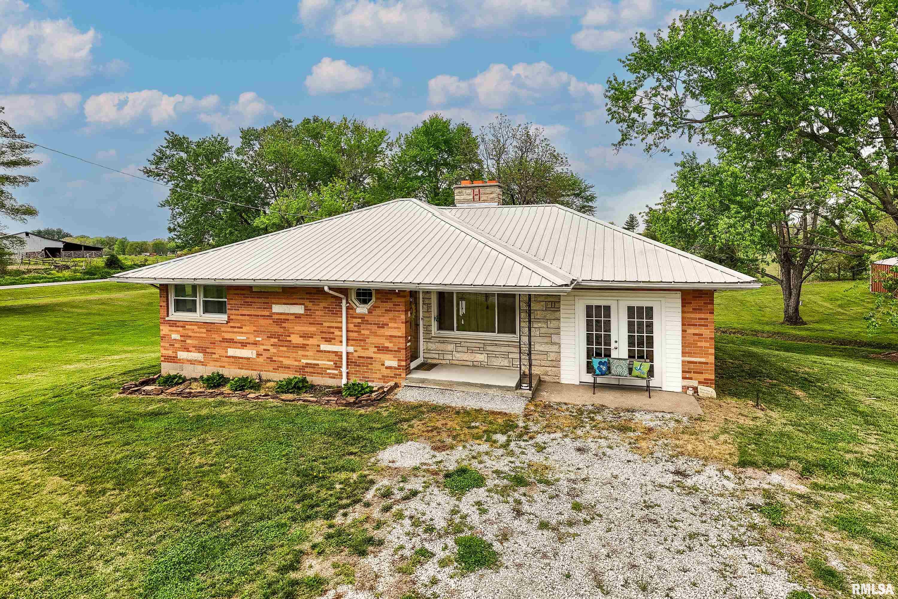 5035 Reevesville Road, Grantsburg, Illinois image 2