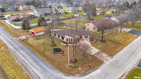 Homes For Sale - 12 Pheasant Run St<br/> Logan County, Lincoln, IL 62656