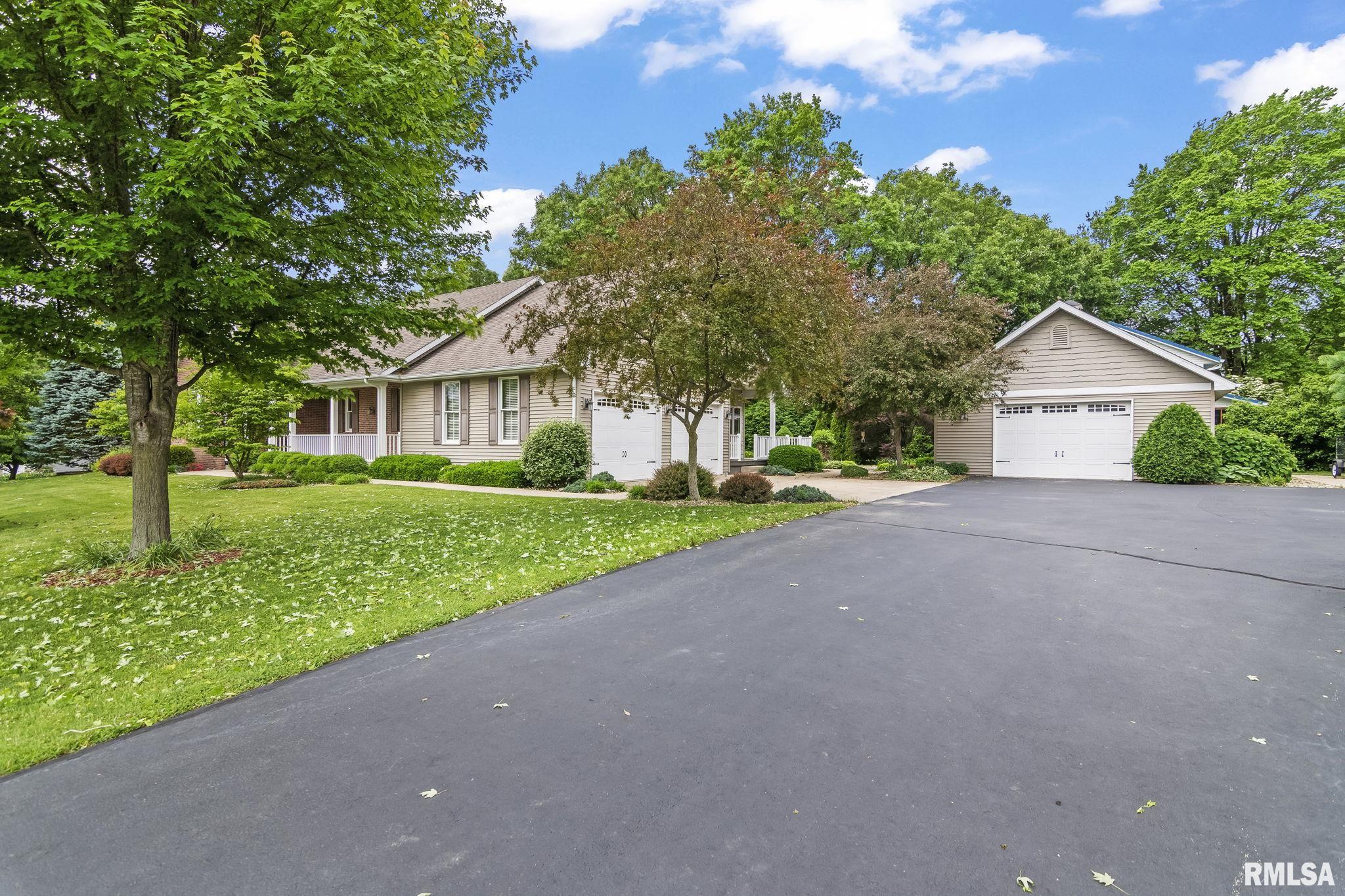 1625 Grace Ridge Road, New Berlin, Illinois image 3