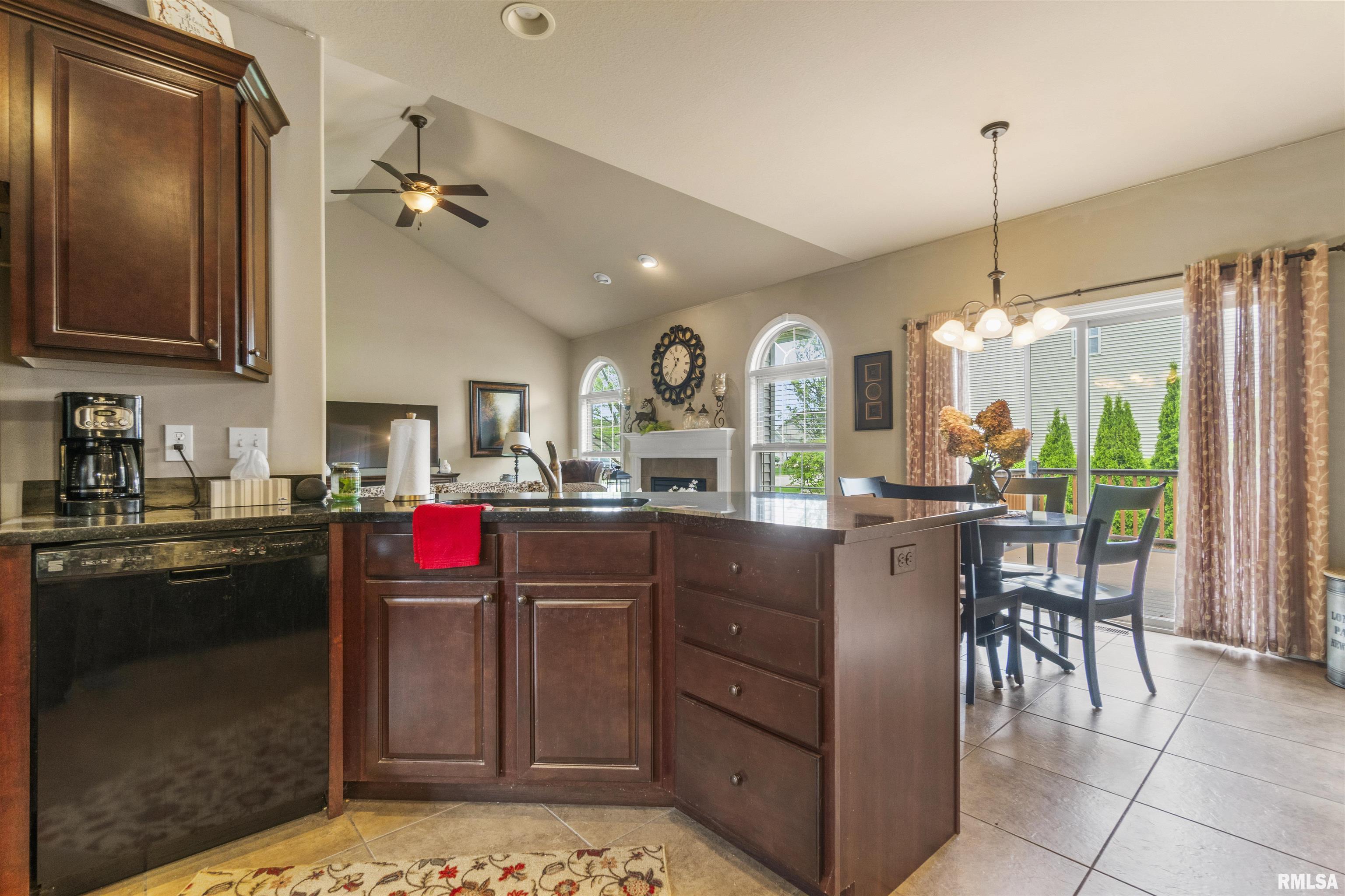 727 Thornridge Drive, Morton, Illinois image 17