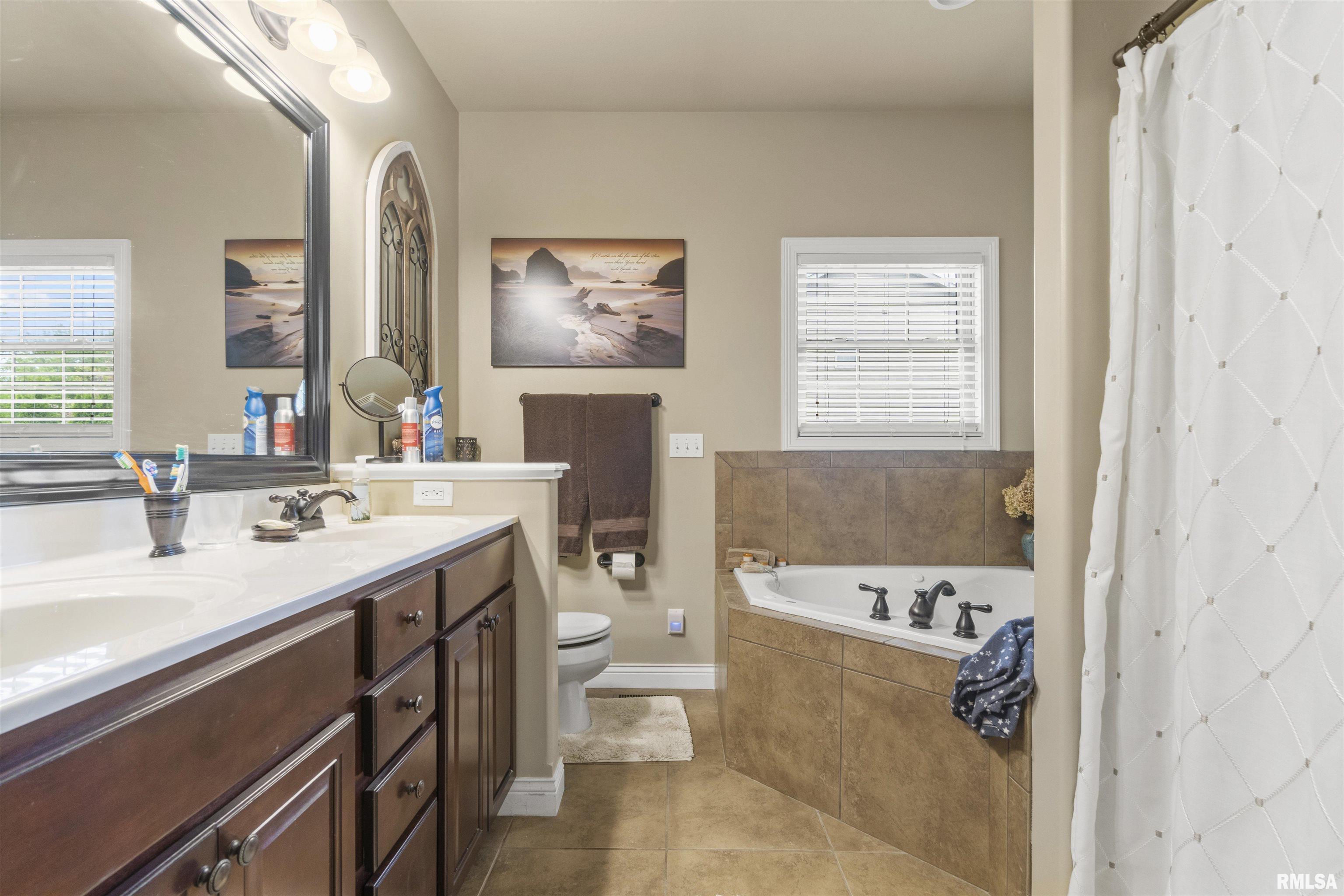727 Thornridge Drive, Morton, Illinois image 23