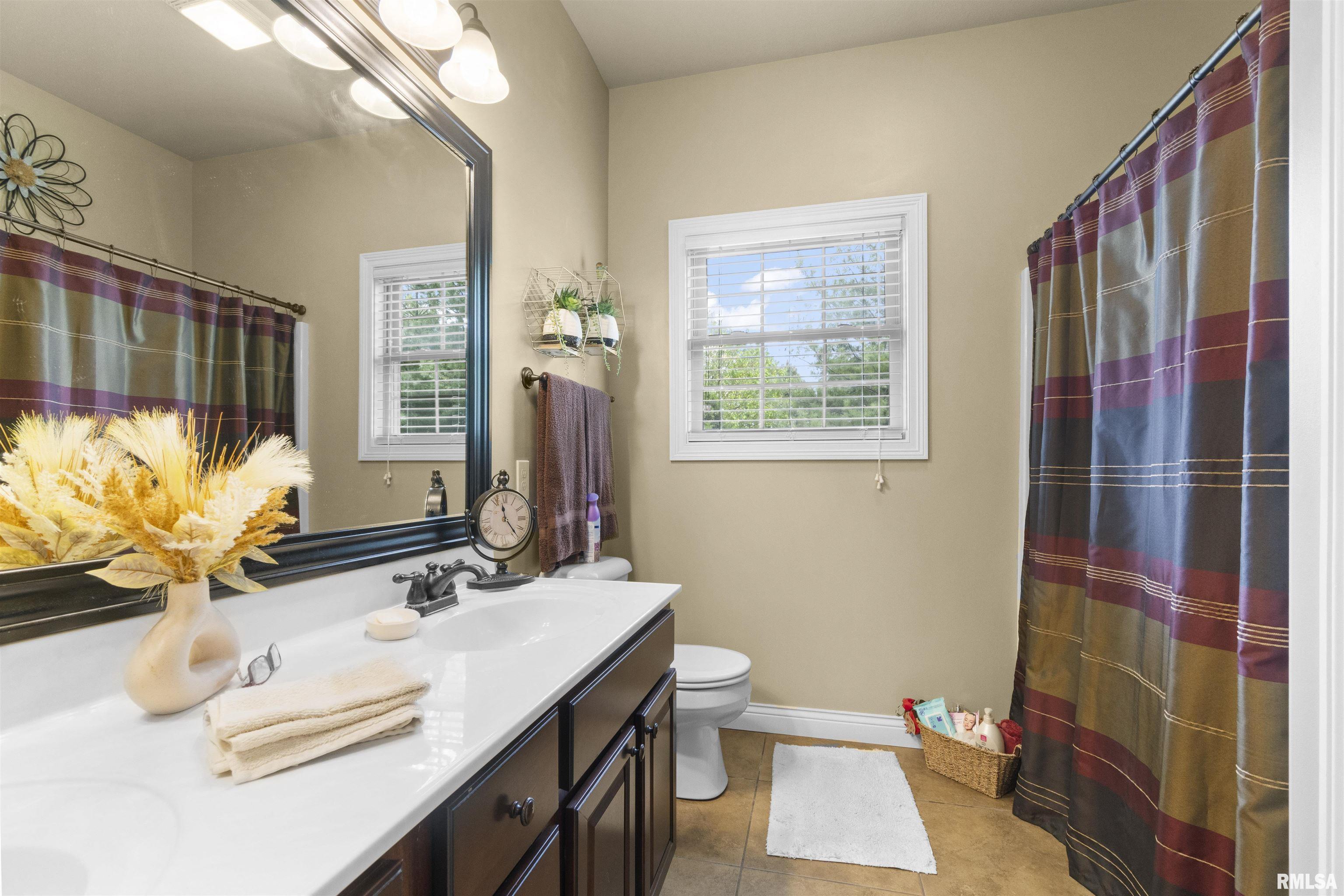 727 Thornridge Drive, Morton, Illinois image 25