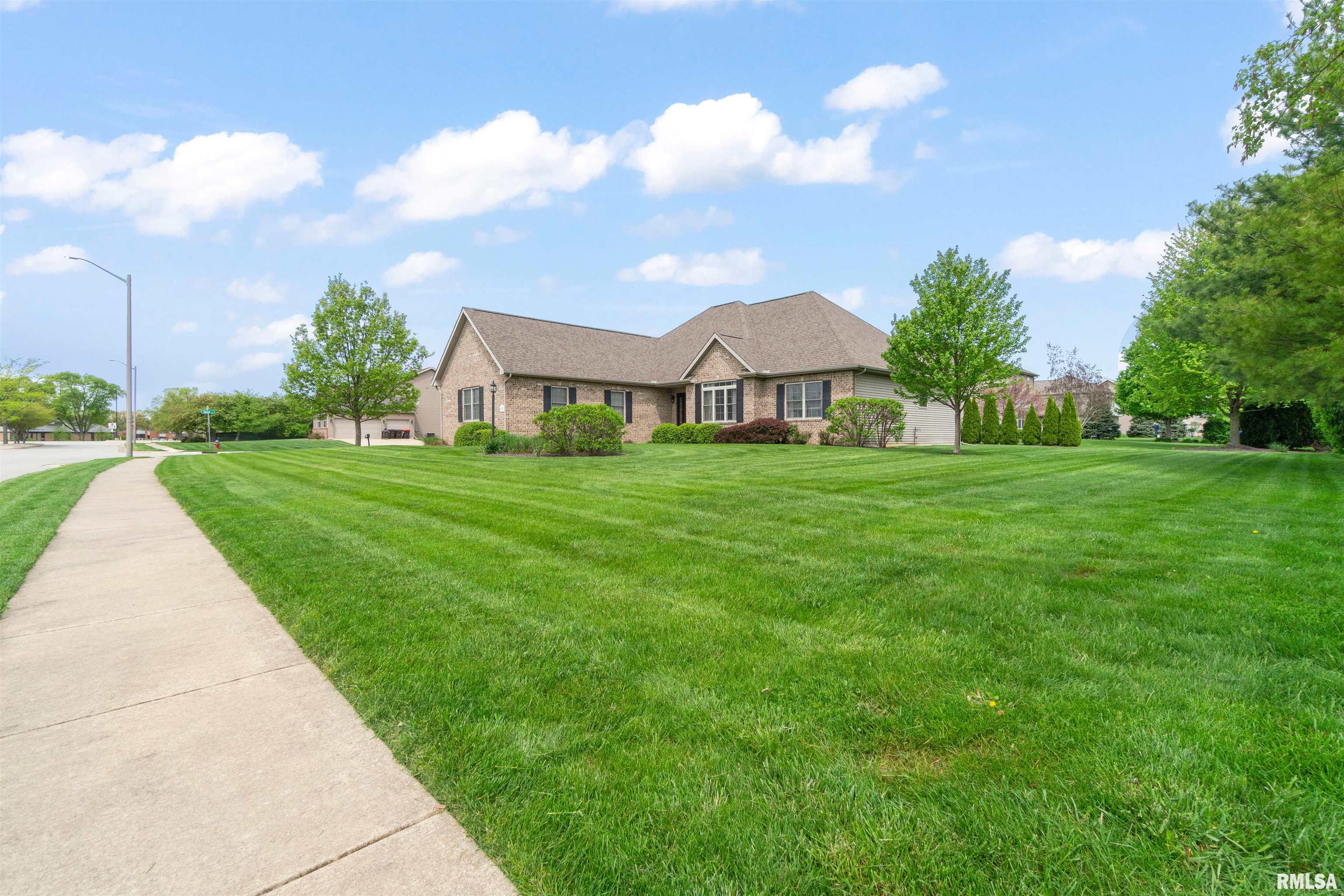 727 Thornridge Drive, Morton, Illinois image 4