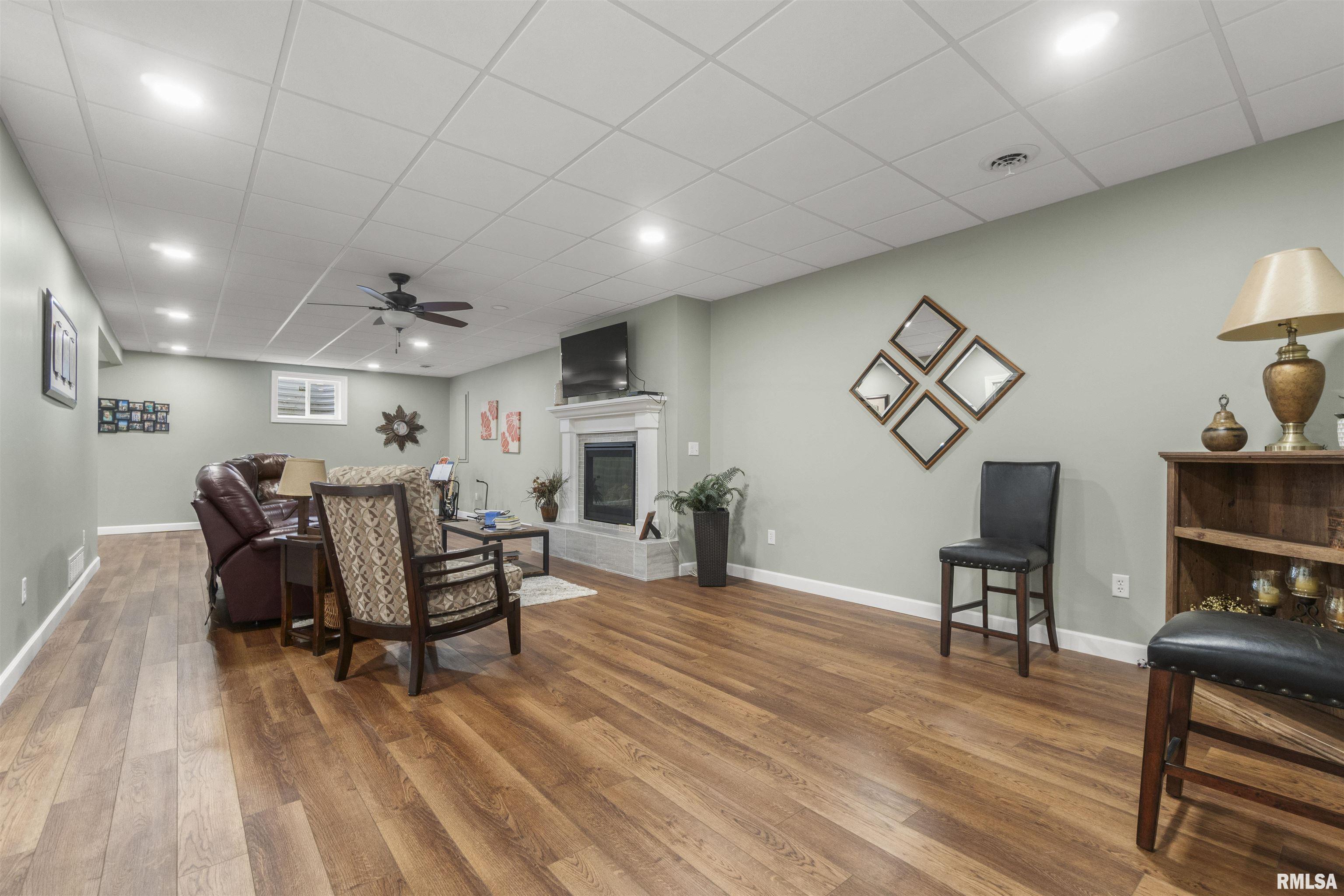 727 Thornridge Drive, Morton, Illinois image 28