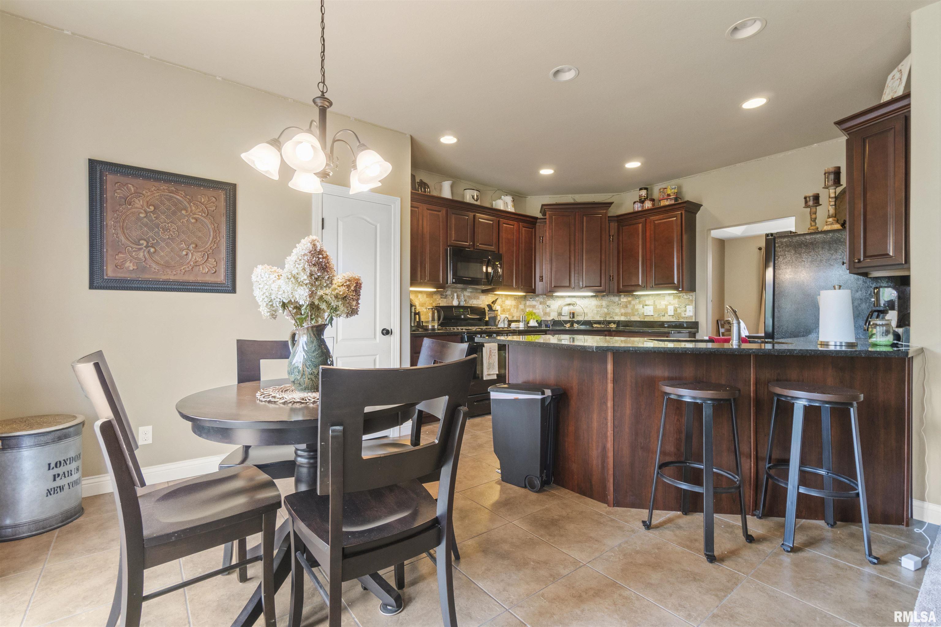 727 Thornridge Drive, Morton, Illinois image 19