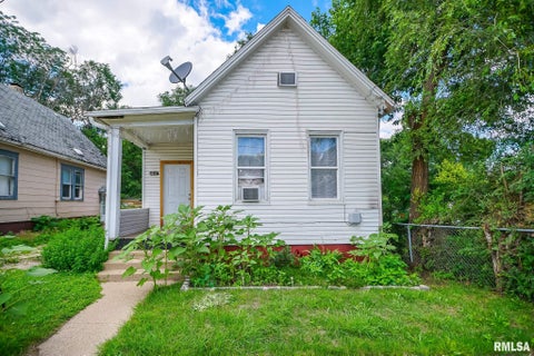 Homes For Sale - 1617 W Lincoln Avenue<br/> Peoria, IL 61605