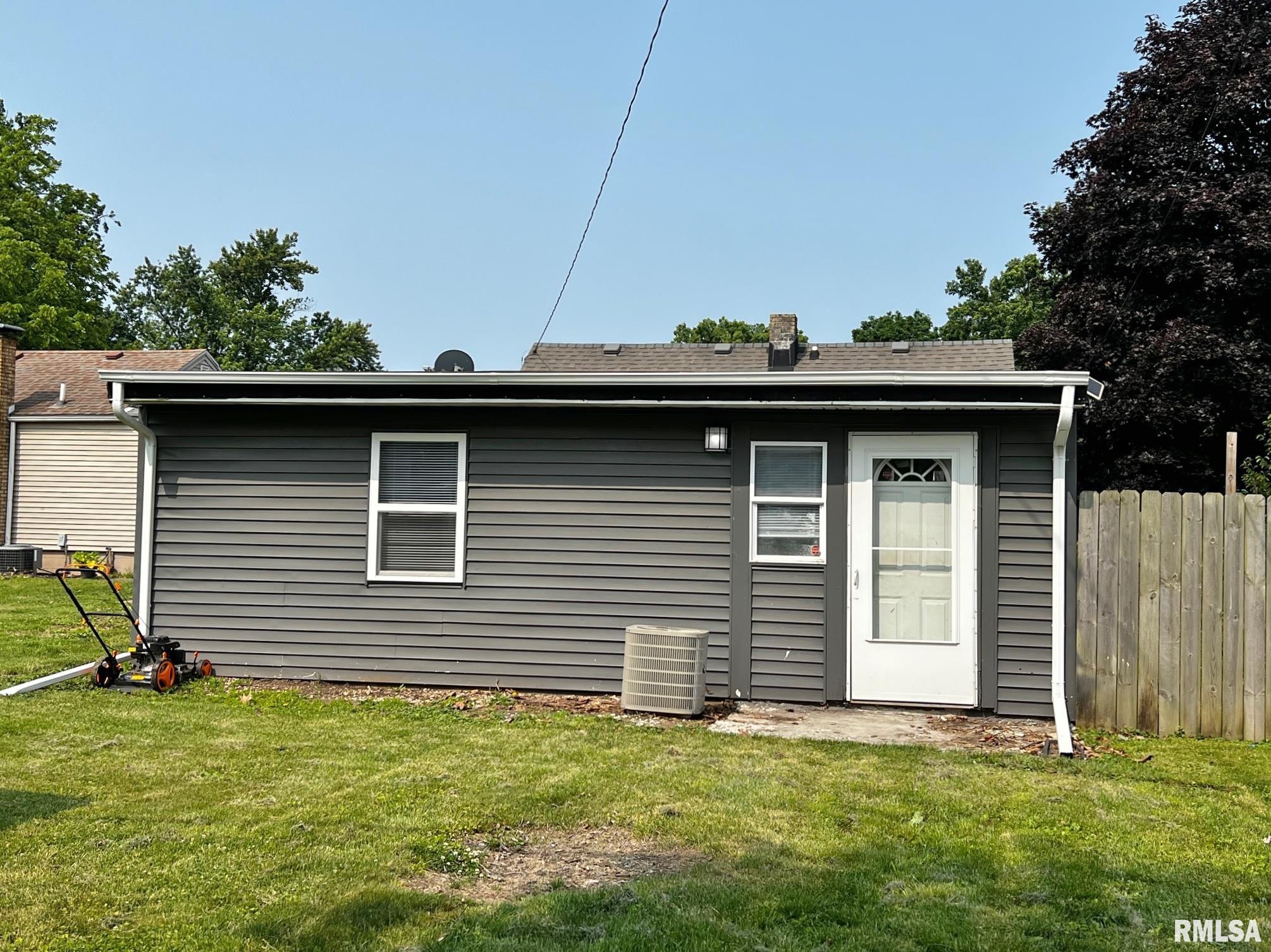 1520 N Finney Street, Chillicothe, Illinois image 4