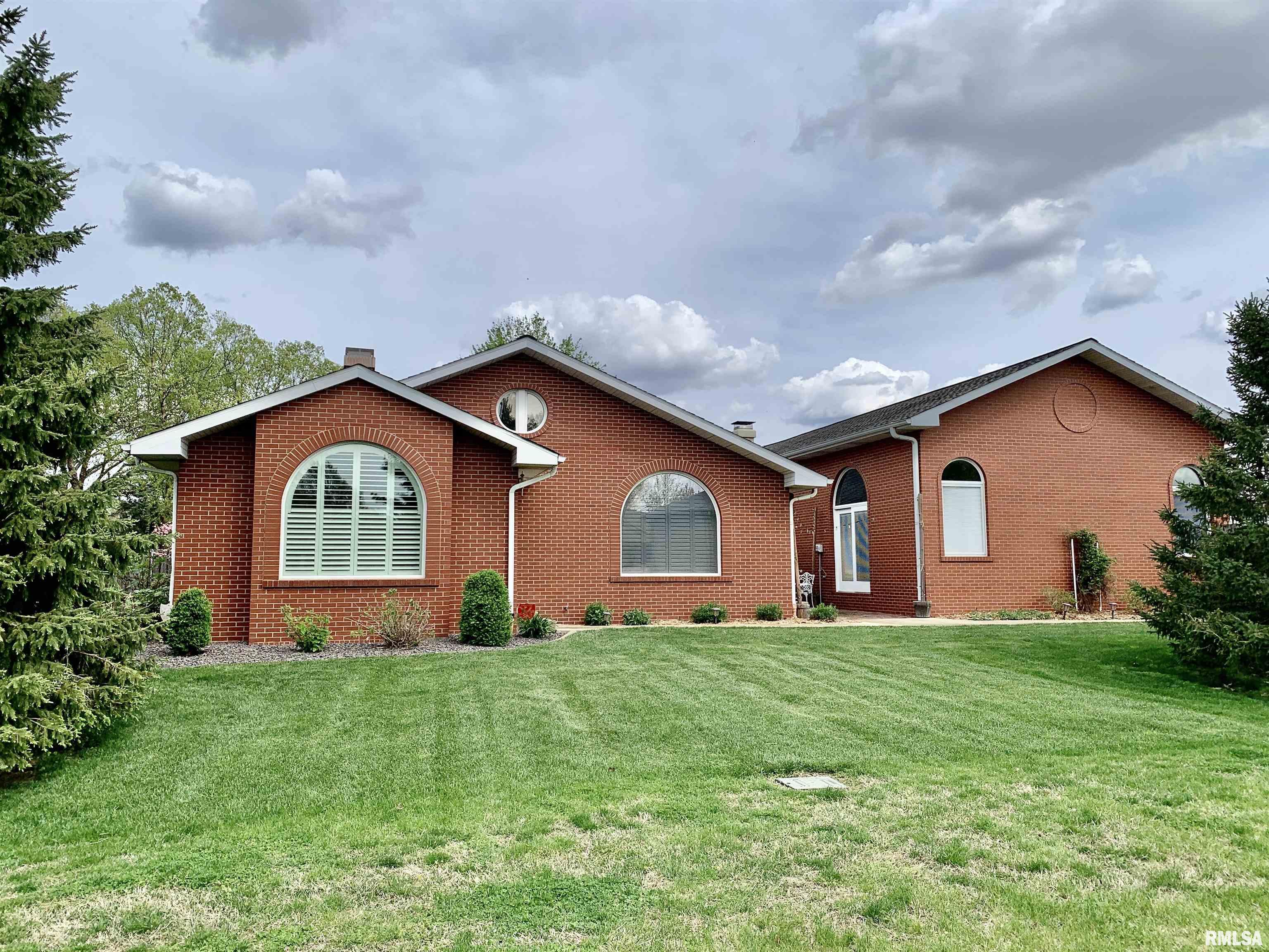 18 Jacobs Lane, Jacksonville, Illinois image 6
