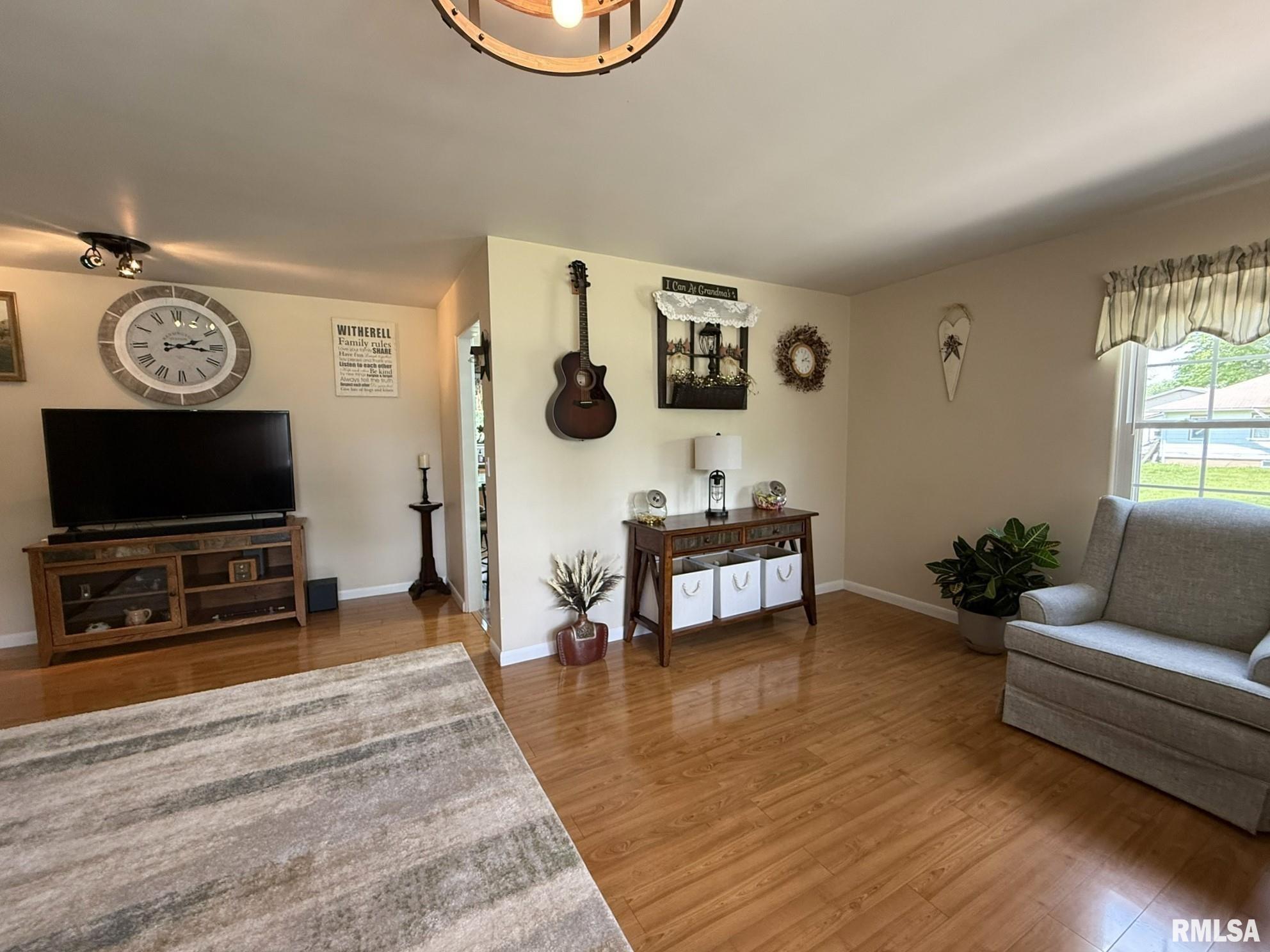 709 W Monmouth Street, Abingdon, Illinois image 27
