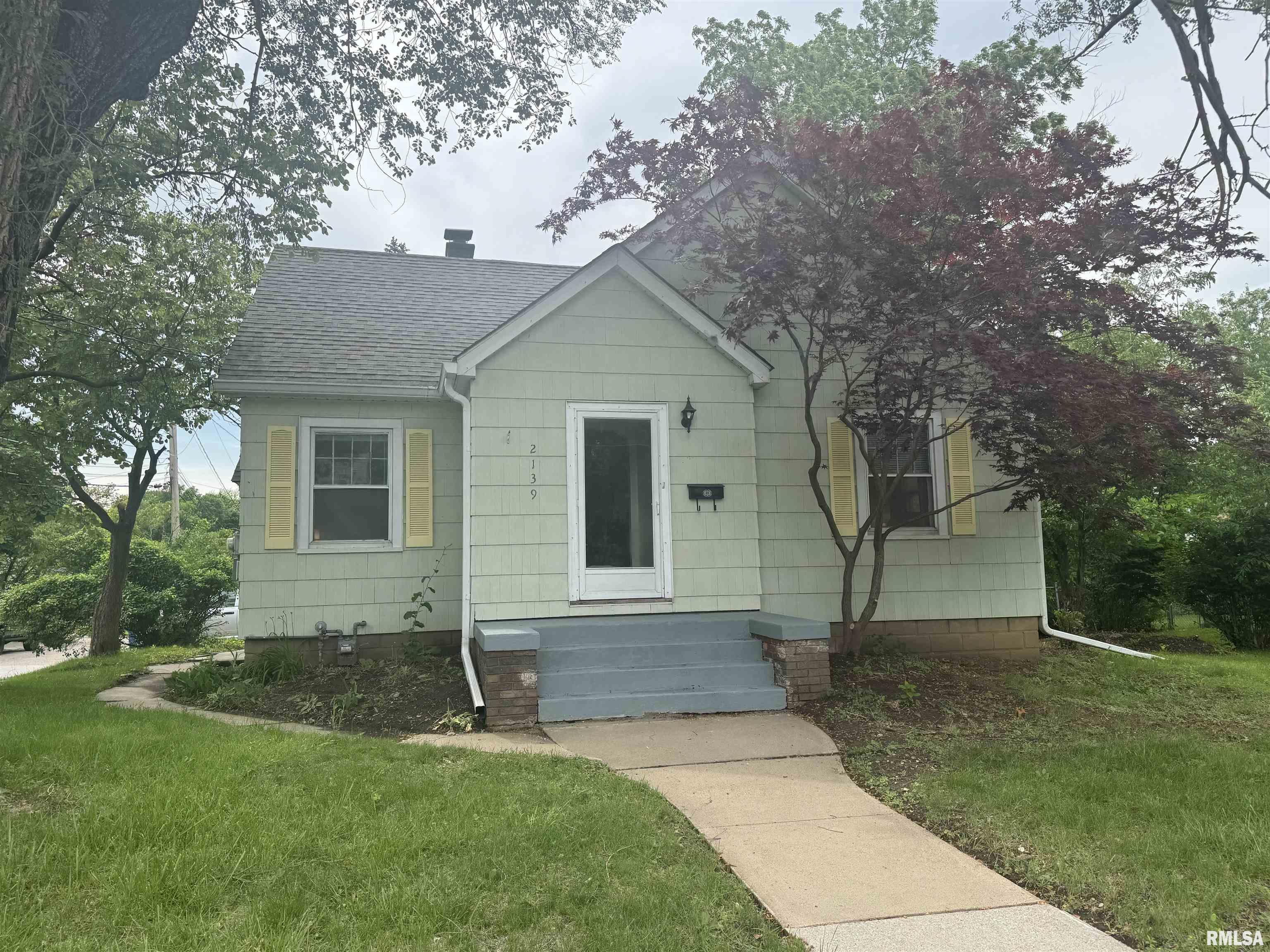 2139 10th Street, East Moline, Illinois image 1