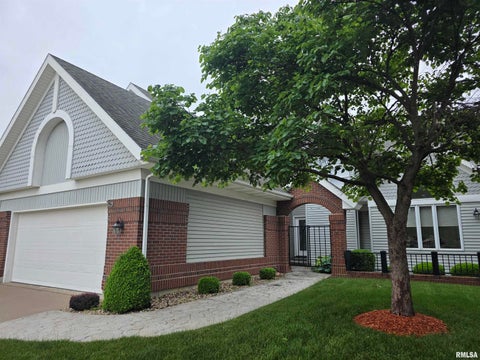 Condo For Sale - 602 Eagle Trace<br/> Quincy, IL 62305