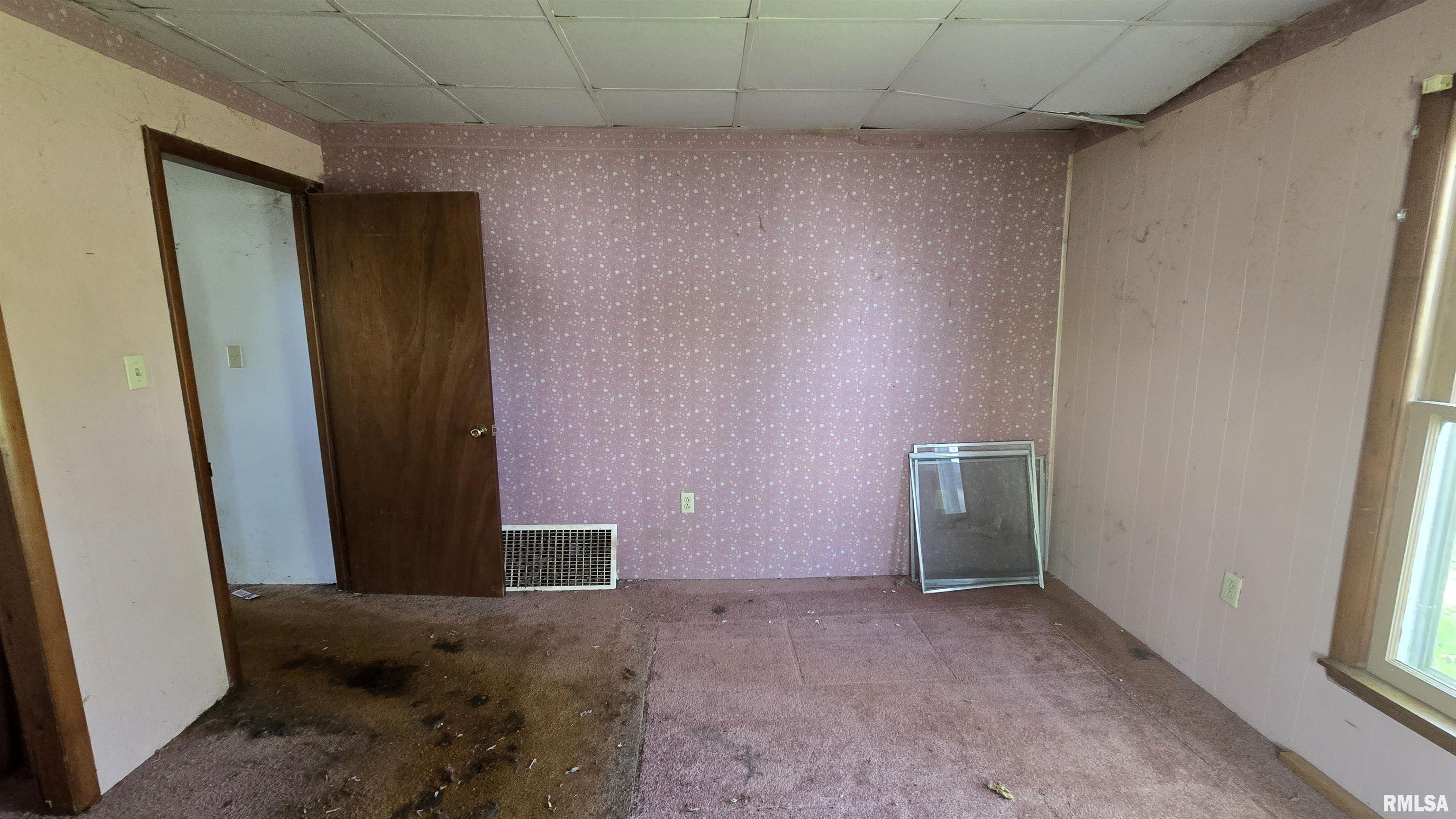 609 N Locust Street, Sesser, Illinois image 26
