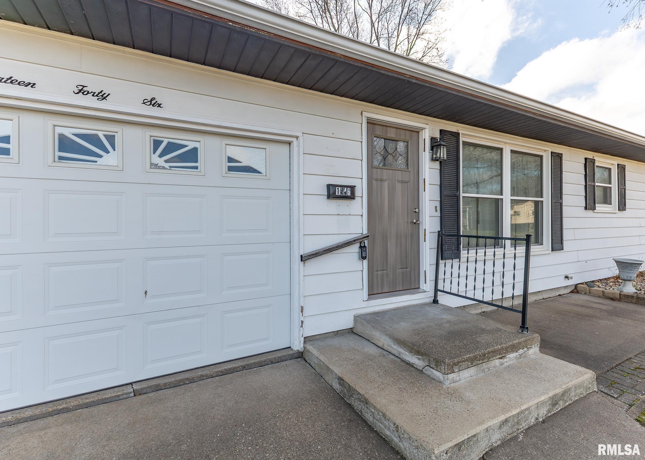 1446 18th Avenue, Camanche, Iowa image 3