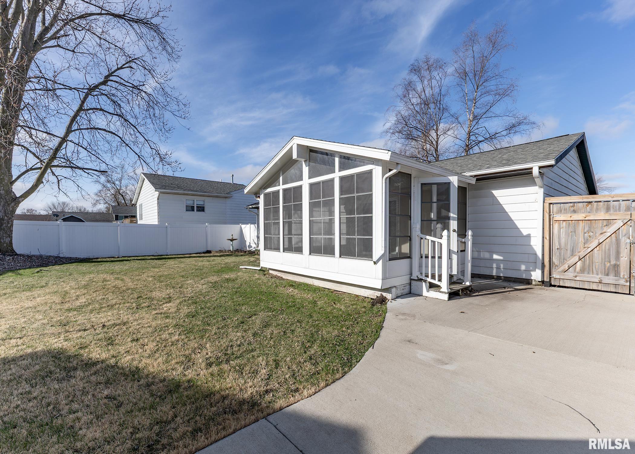 1446 18th Avenue, Camanche, Iowa image 28