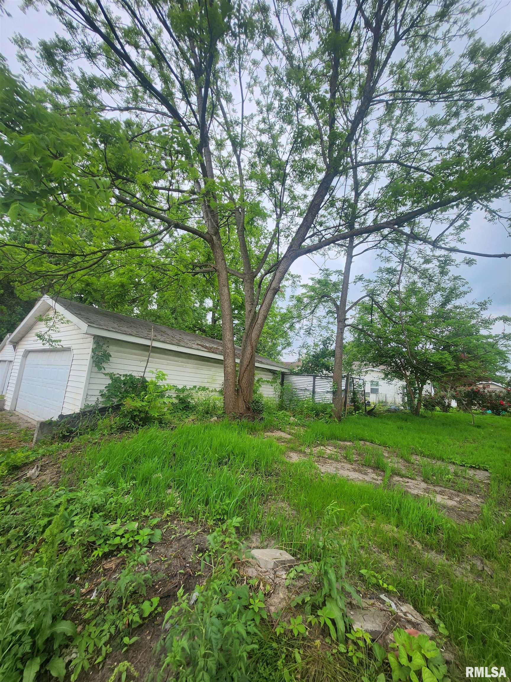 528 N 15th Street, Murphysboro, Illinois image 17