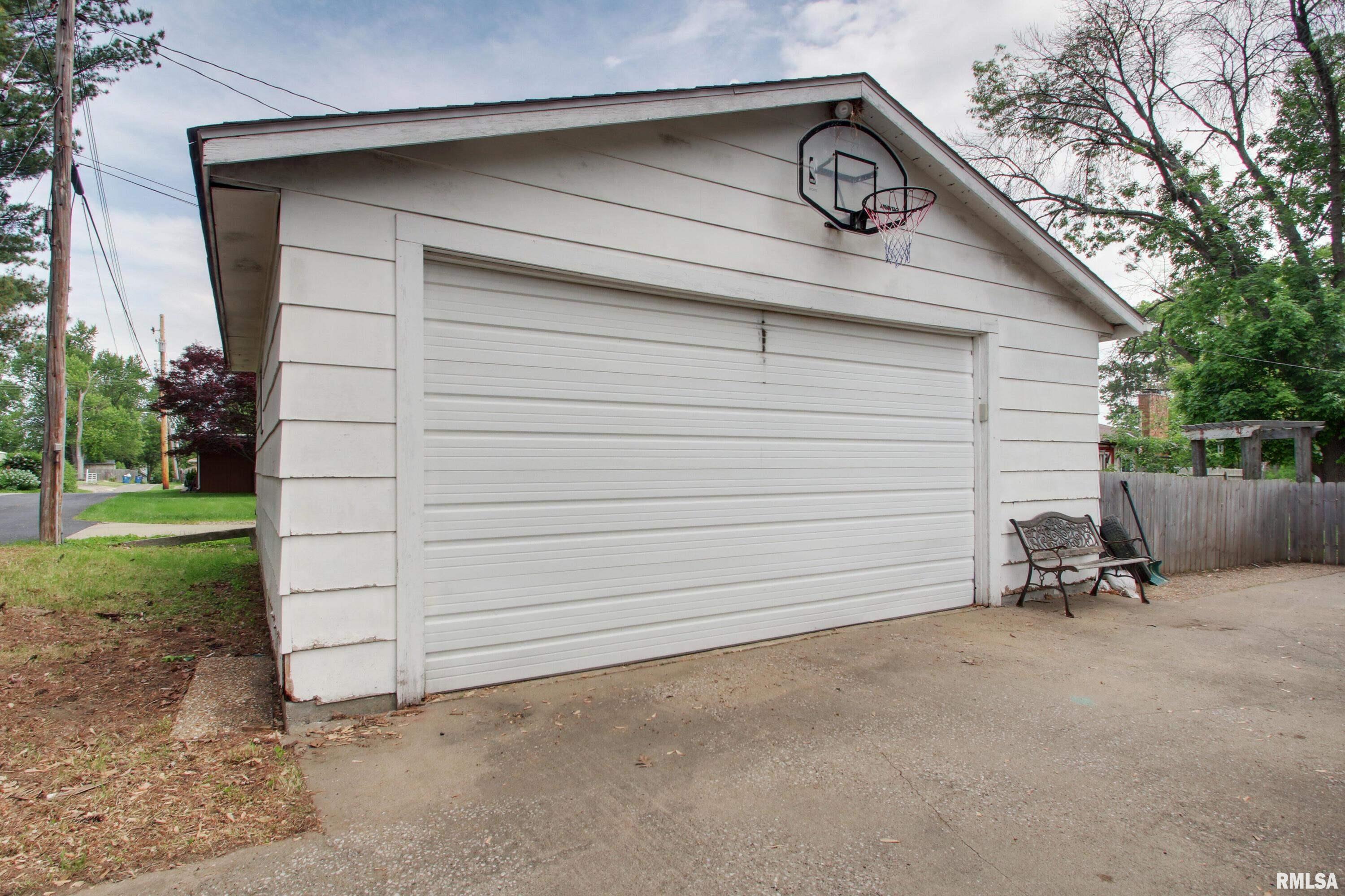 806 S 24th Street, Quincy, Illinois image 26