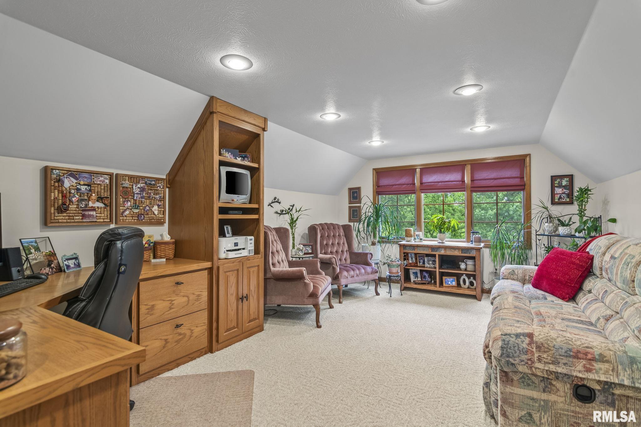 1315 Hawthorne Chase, Sherman, Illinois image 35