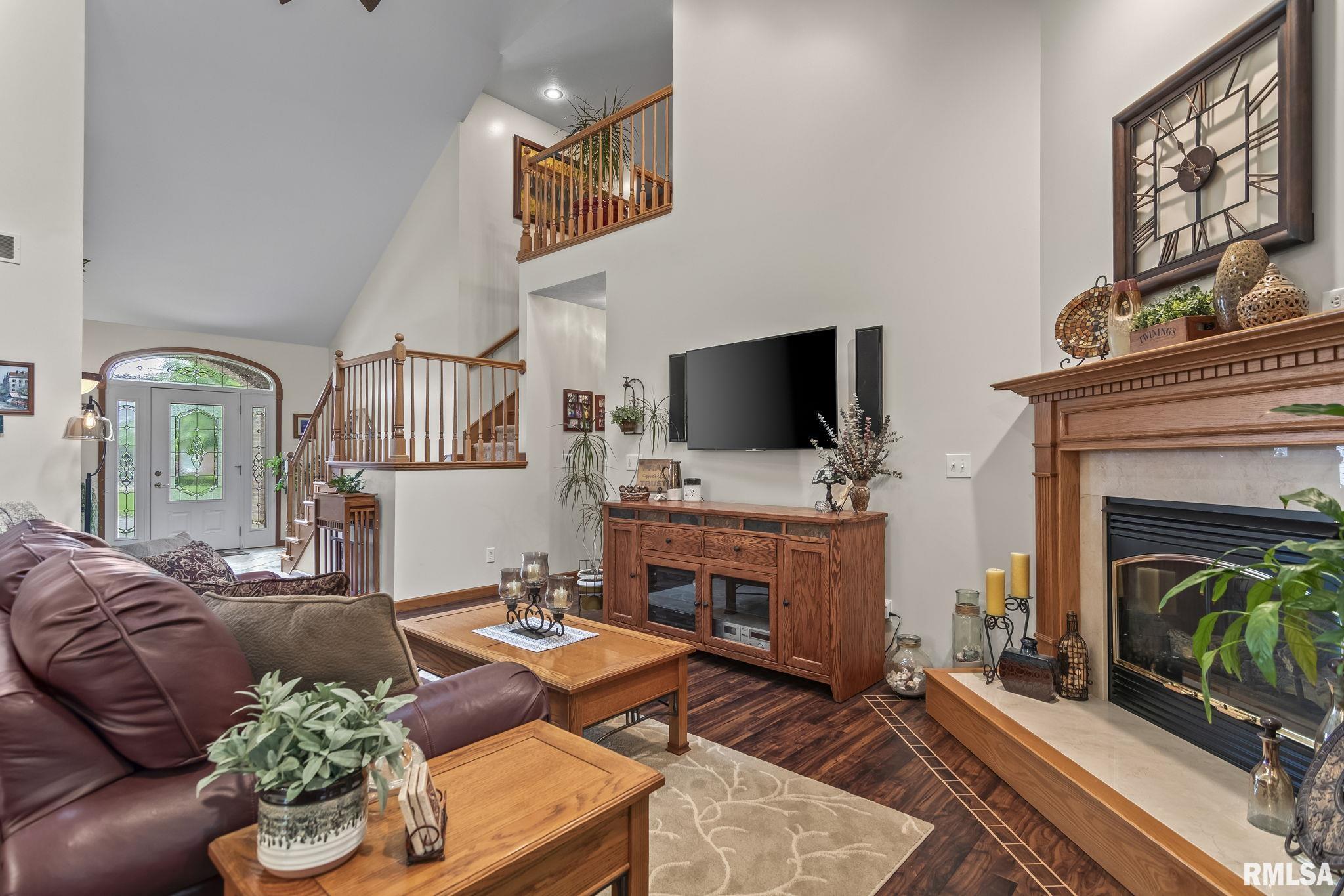 1315 Hawthorne Chase, Sherman, Illinois image 7
