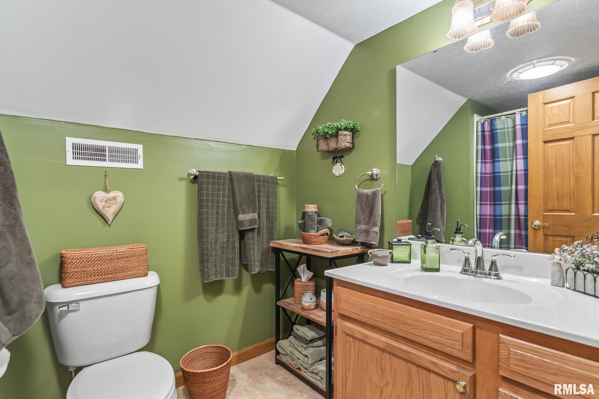 1315 Hawthorne Chase, Sherman, Illinois image 39