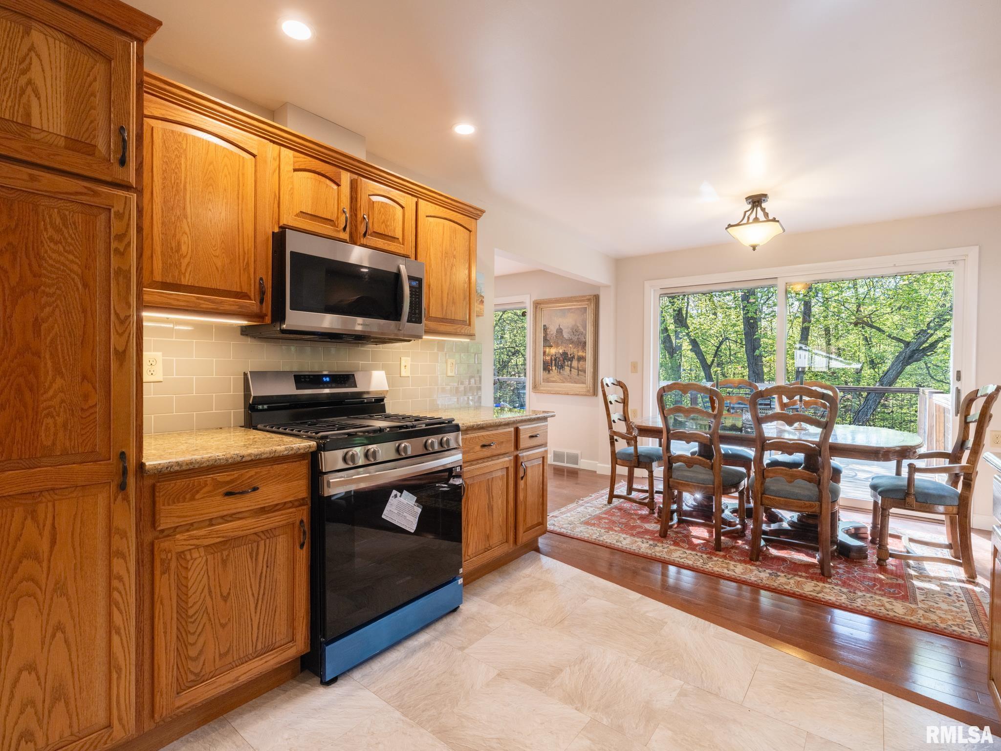 10901 N Sleepy Hollow Road, Peoria, Illinois image 29
