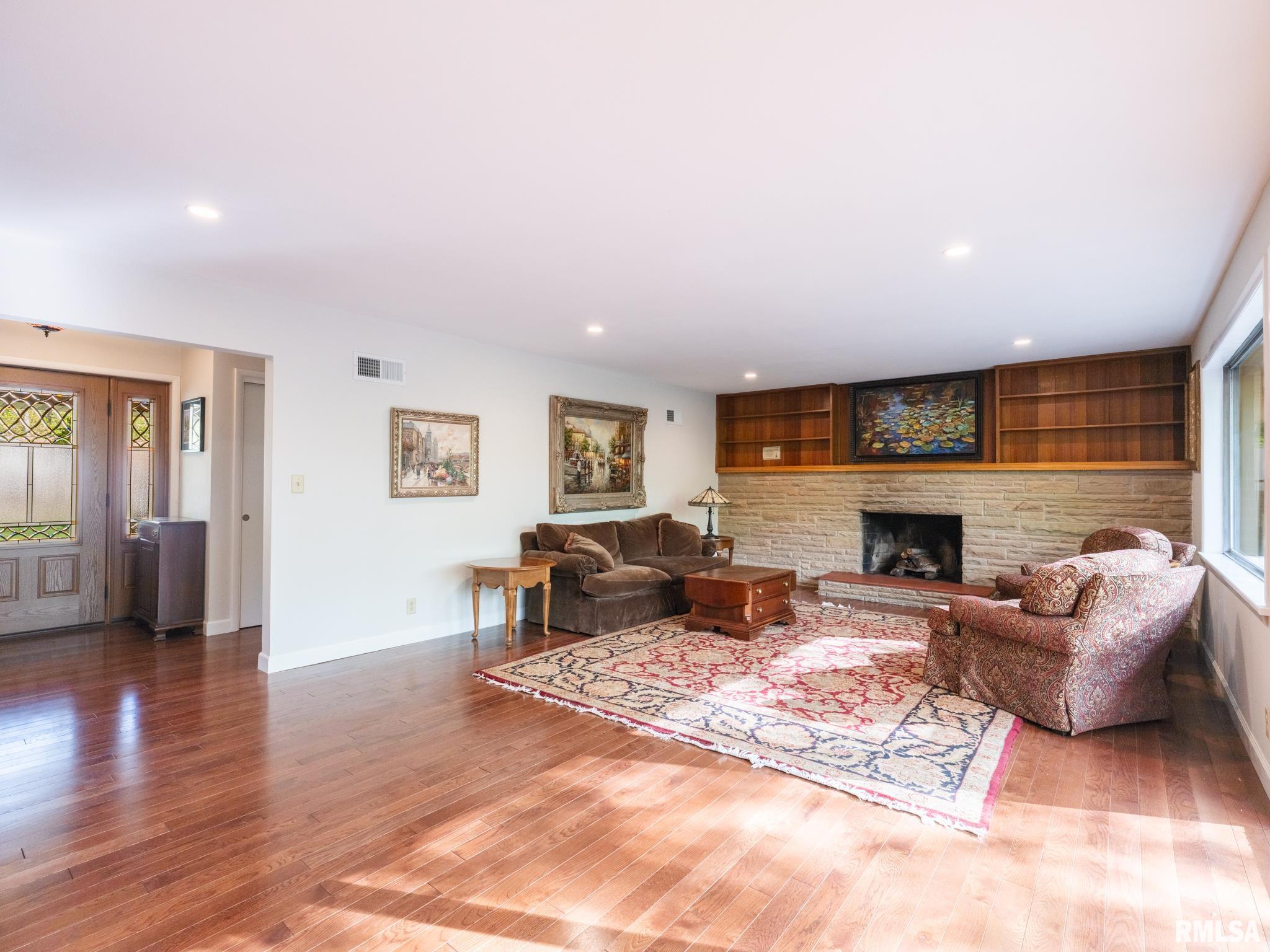 10901 N Sleepy Hollow Road, Peoria, Illinois image 10