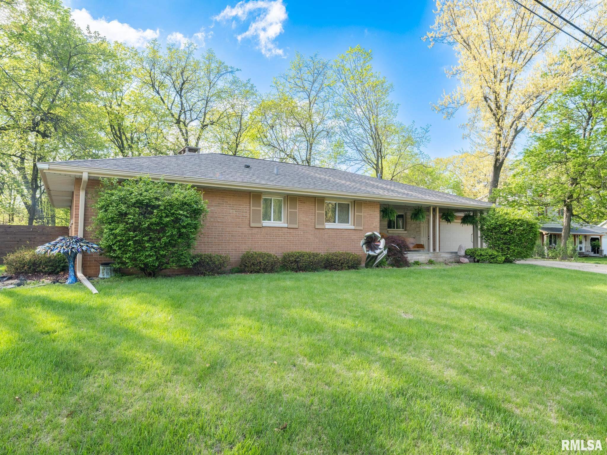 10901 N Sleepy Hollow Road, Peoria, Illinois image 2